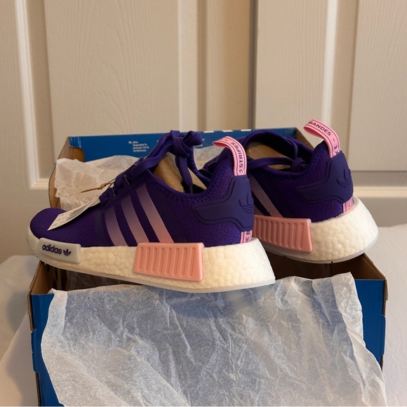 New Adidas NMD R1 Shoes Sneakers Purple Pink Womens 6.5 - Picture 3 of 7